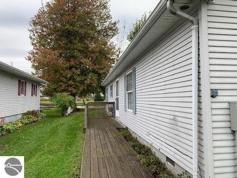 1646 S Riverside Dr, Au Gres, MI 48703 photo 22