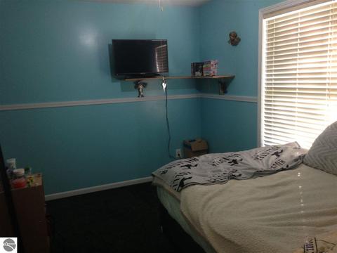 795 N Ferris Rd, Sumner, MI 48889 photo 24