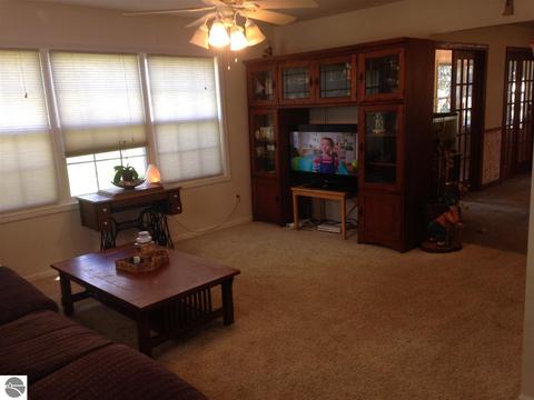 795 N Ferris Rd, Sumner, MI 48889 photo 18