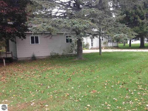 795 N Ferris Rd, Sumner, MI 48889 photo 41
