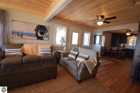 3804 E Michigan Ave, Au Gres, MI 48703 photo 3
