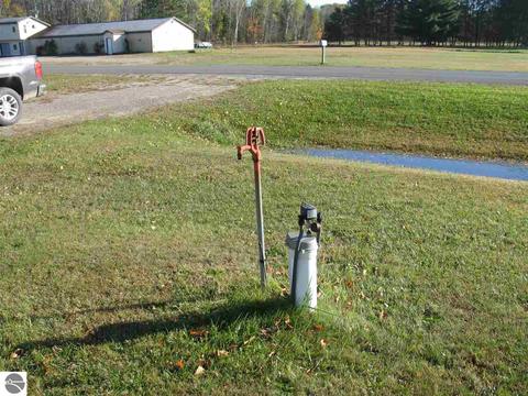 1547 E Countyline Rd, Hale, MI 48739 photo 3