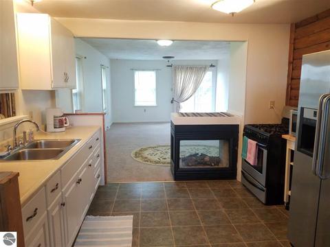 9847 N Sherman Rd, Frederic, MI 49733 photo 3