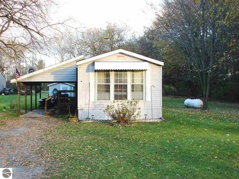 689 S Ely Hwy, Ithaca, MI 48847 photo 28