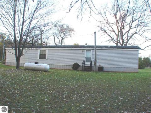 689 S Ely Hwy, Ithaca, MI 48847 photo 26