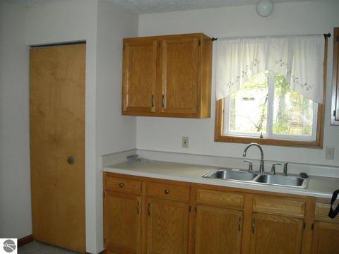 7061 Karlin Rd, Interlochen, MI 49643 photo 10