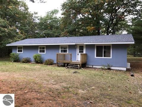 34 W Pine Rd, Au Gres, MI 48703 photo 1
