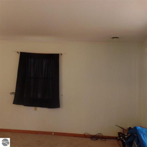 309 E Fourth St, Clare, MI 48617 photo 6