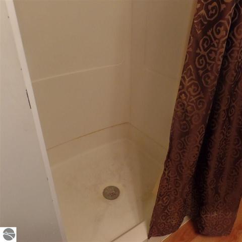 309 E Fourth St, Clare, MI 48617 photo 8