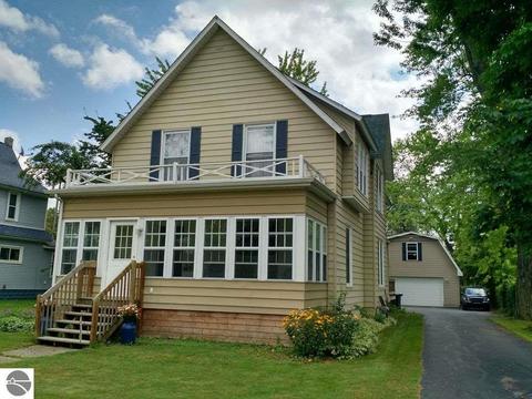 420 E Cedar St, Standish, MI 48658 photo 1