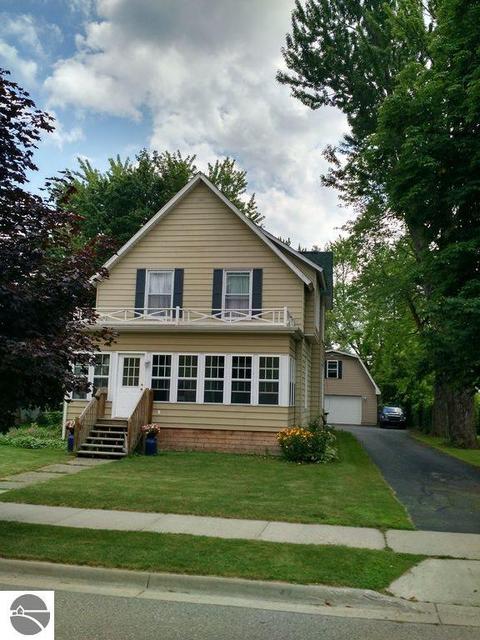 420 E Cedar St, Standish, MI 48658 photo 2