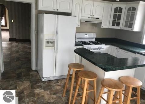 316 N Maple, Ithaca, MI 48847 photo 6