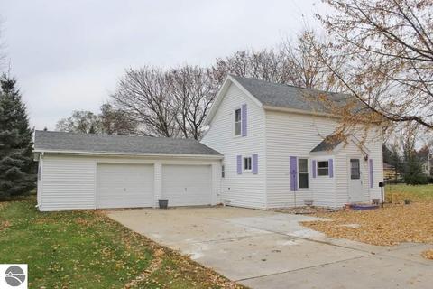 224 S Brown St, Ithaca, MI 48847 photo 1