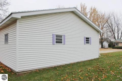 224 S Brown St, Ithaca, MI 48847 photo 25