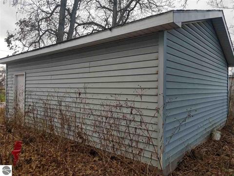 212 S State, Twining, MI 48766 photo 6