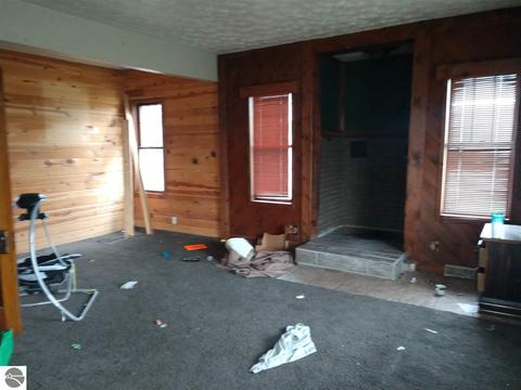 212 S State, Twining, MI 48766 photo 9