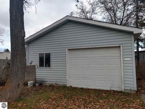 212 S State, Twining, MI 48766 photo 3