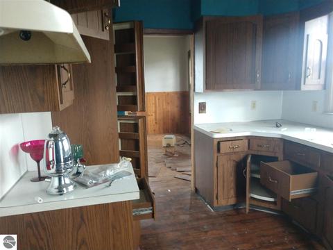 212 S State, Twining, MI 48766 photo 15