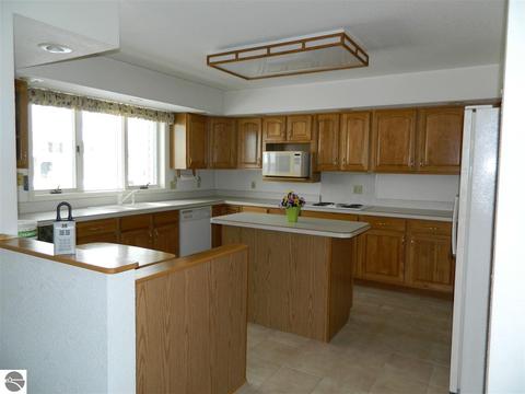 3006 Midshipman Dr, Au Gres, MI 48703 photo 2