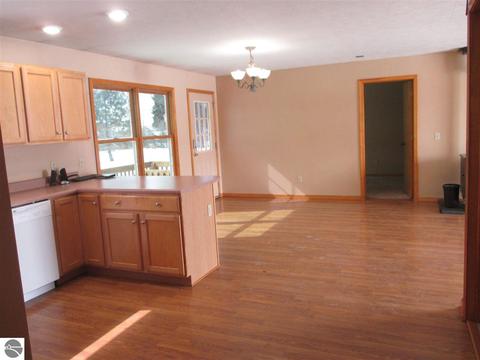 5399 E Fremont Rd, Shepherd, MI 48883 photo 3