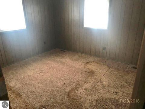 610 S Main St, Ithaca, MI 48847 photo 7