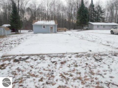 2951 Sagato Trl, Lupton, MI 48635 photo 6