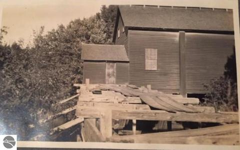 755 E Shetland Trl, Cedar, MI 49621 photo 46