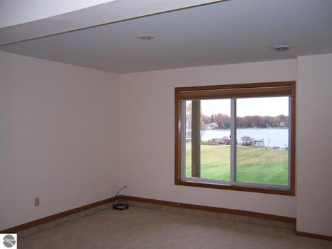 4564 Hamilton Way, Gladwin, MI 48624 photo 21