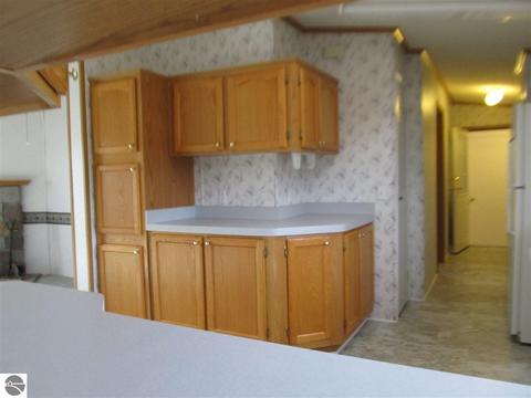2915 E River Rd, Mount Pleasant, MI 48858 photo 12