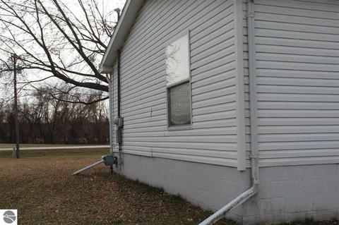 2915 E River Rd, Mount Pleasant, MI 48858 photo 40