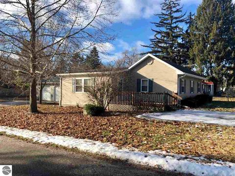 210 Maple, Sterling, MI 48659 photo 6
