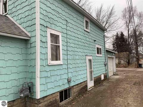 309 E Locust St, Mount Pleasant, MI 48858 photo 22