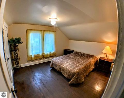 309 E Locust St, Mount Pleasant, MI 48858 photo 14