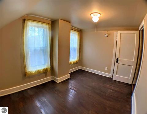309 E Locust St, Mount Pleasant, MI 48858 photo 18