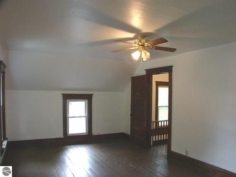 224 E North St, Ithaca, MI 48847 photo 19