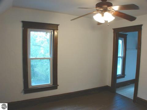 224 E North St, Ithaca, MI 48847 photo 15