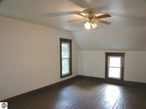 224 E North St, Ithaca, MI 48847 photo 18