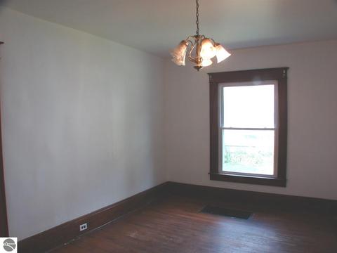 224 E North St, Ithaca, MI 48847 photo 12
