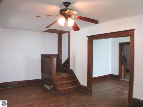 224 E North St, Ithaca, MI 48847 photo 10