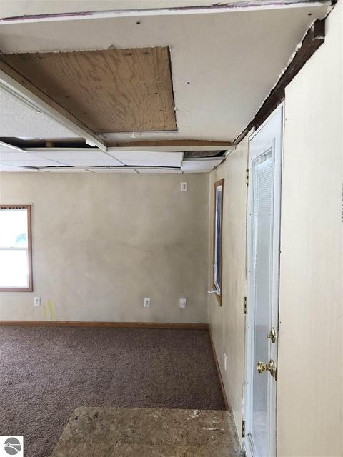 2171 S Bard Rd, Gladwin, MI 48624 photo 17
