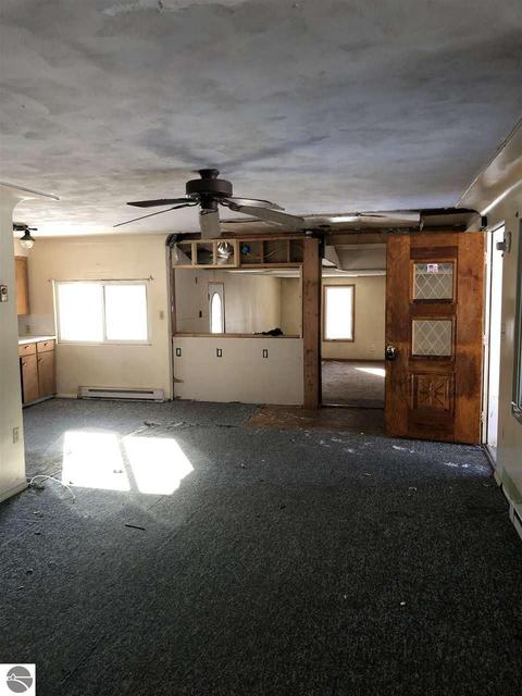 2171 S Bard Rd, Gladwin, MI 48624 photo 4