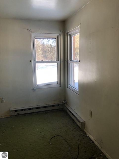 2171 S Bard Rd, Gladwin, MI 48624 photo 5
