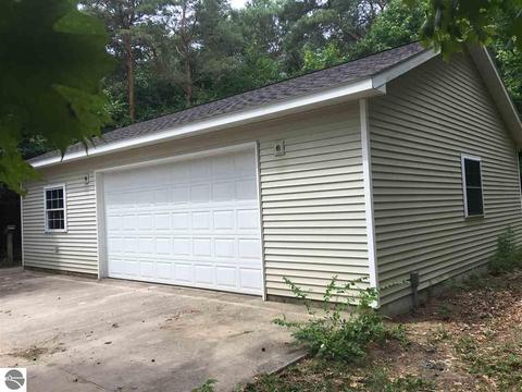 781 E Shetland Trl, Cedar, MI 49621 photo 14