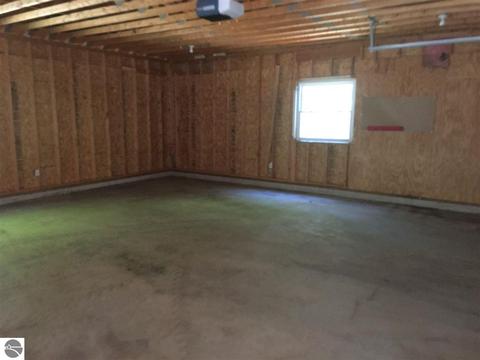 781 E Shetland Trl, Cedar, MI 49621 photo 15