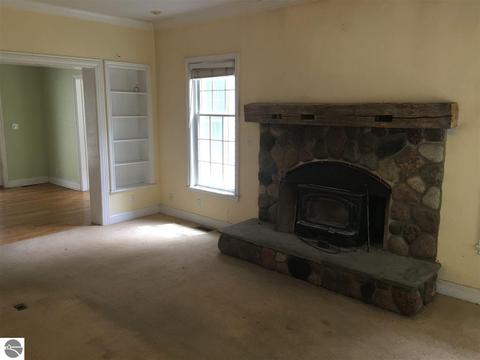 781 E Shetland Trl, Cedar, MI 49621 photo 3