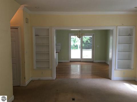 781 E Shetland Trl, Cedar, MI 49621 photo 2