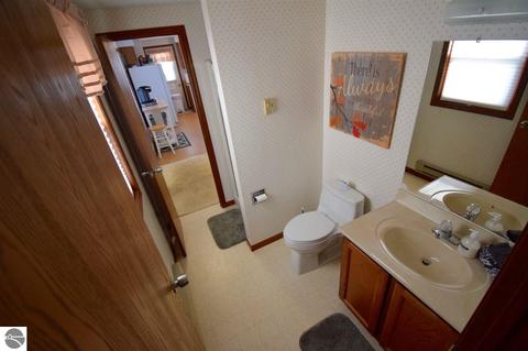 400 N Huron Ave, Au Gres, MI 48703 photo 35