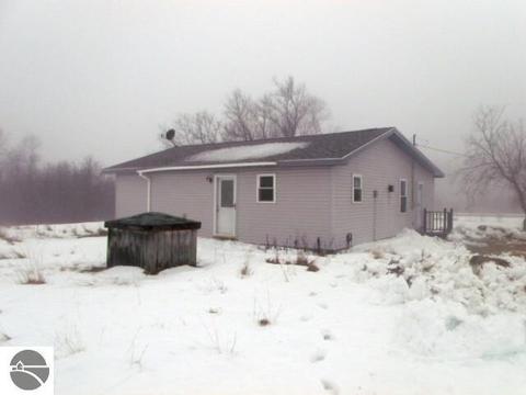 2360 Thayer Rd, Lupton, MI 48635 photo 2
