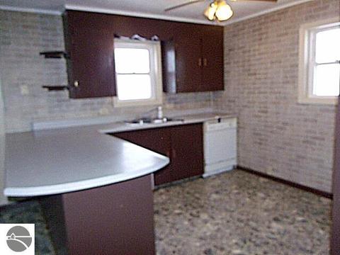 2360 Thayer Rd, Lupton, MI 48635 photo 4