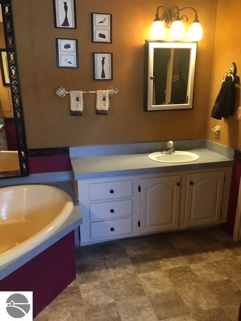 950 E Pickard Rd, Mount Pleasant, MI 48858 photo 12